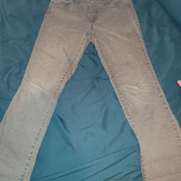 Grey Jeans - Picture 4 of 4